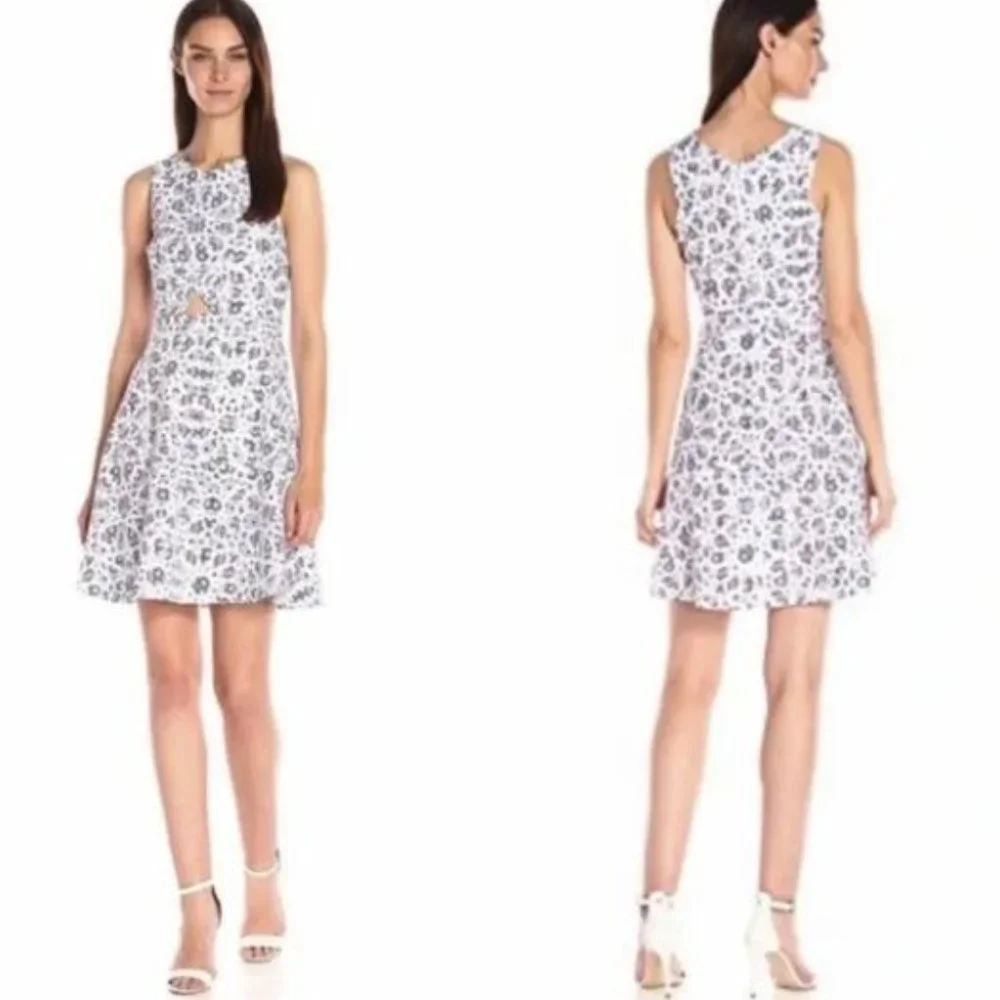 CeCe Mosaic Cutout Fit & Flare Dress - Picture 4 of 6